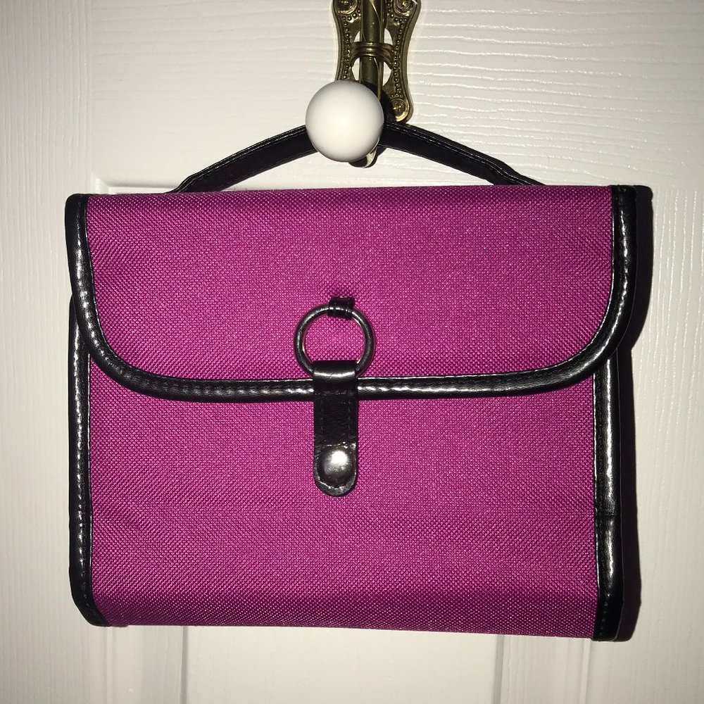 NEW Elizabeth Arden Luxe Cosmetic Travel Organizer